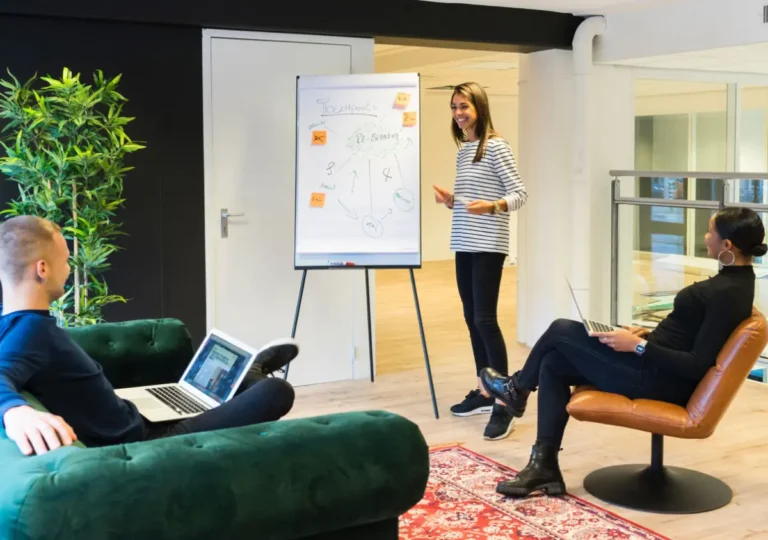 Visualizations vs. Paginated Reports-A Comparative Analysis